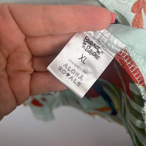 Barefoot in Paradise by Aloha Royals casual button down tropical Hawaiian shirt - Picture 5 of 10